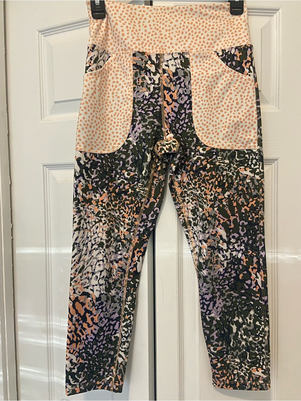 High-Waist Printed Leggings with Peach Contrast Waistband